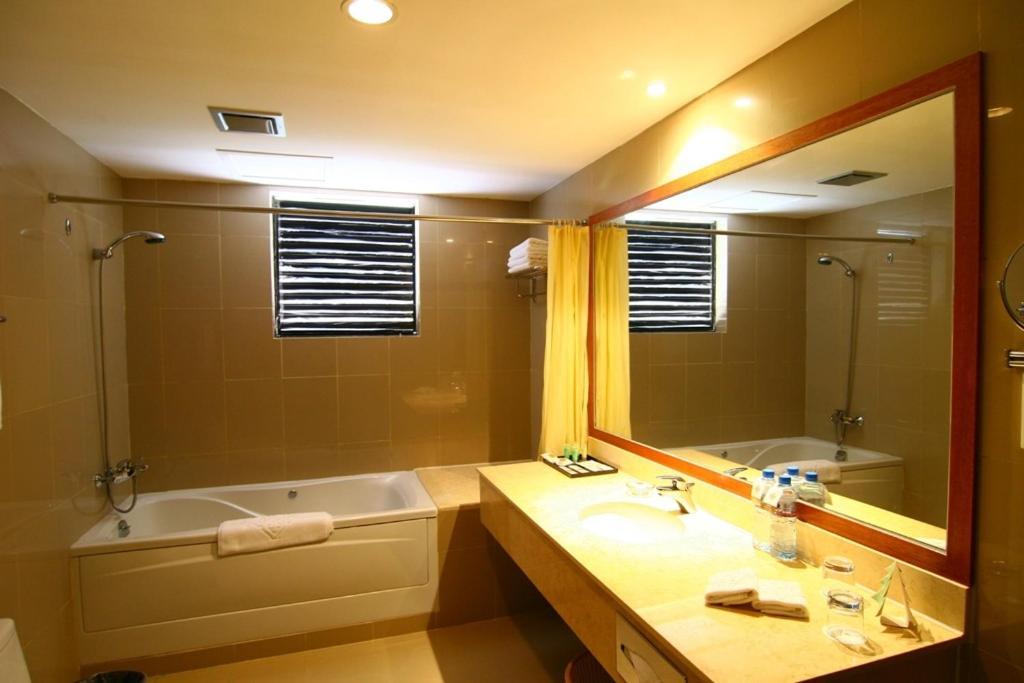 Jinling Yixian Hotel Хуаншан Стая снимка