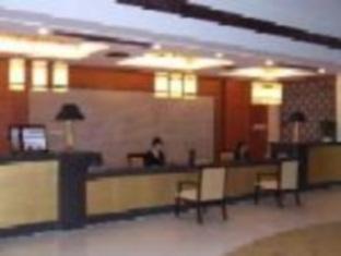 Jinling Yixian Hotel Хуаншан Екстериор снимка