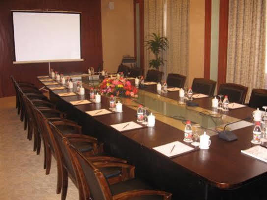 Jinling Yixian Hotel Хуаншан Екстериор снимка